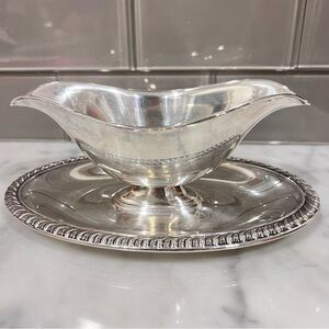 Silver Plated Gravy Boat & Tray 9”
